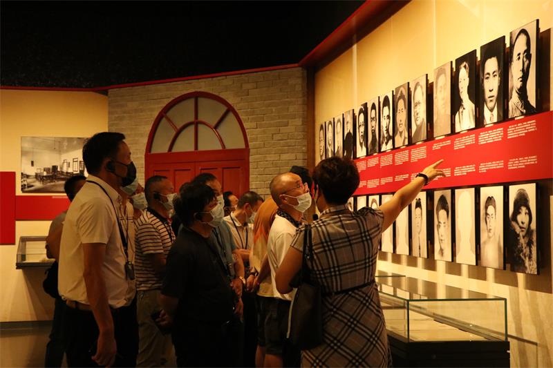 IMG_5612.JPG IMG_5612.JPG